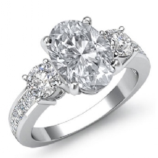 3 Stone Channel Sidestone diamond Ring 18k Gold White