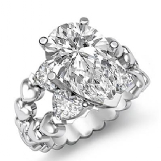 Classic Heart Split Shank diamond Ring 18k Gold White