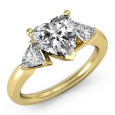Triangle Three Stone diamond Ring 18k Gold Yellow